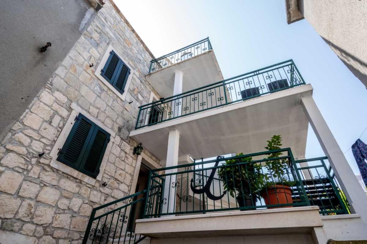 Apartments INN Baška Voda Exteriör bild